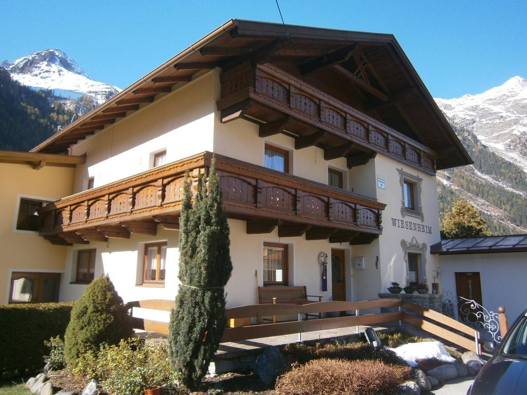 Haus Wiesenheim Fw Oetztal Längenfeld Exterior foto
